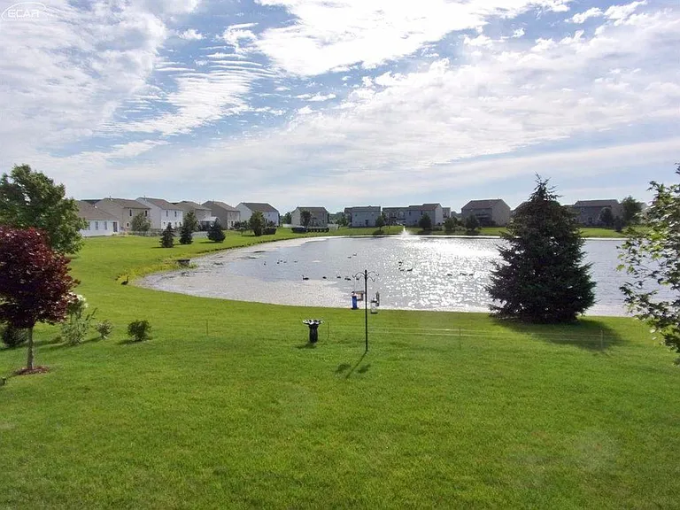 3186 Pine Run Dr — Photo 8