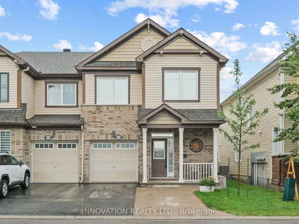 522 Meadowcreek Cir, Ottawa, ON K2M 0J9