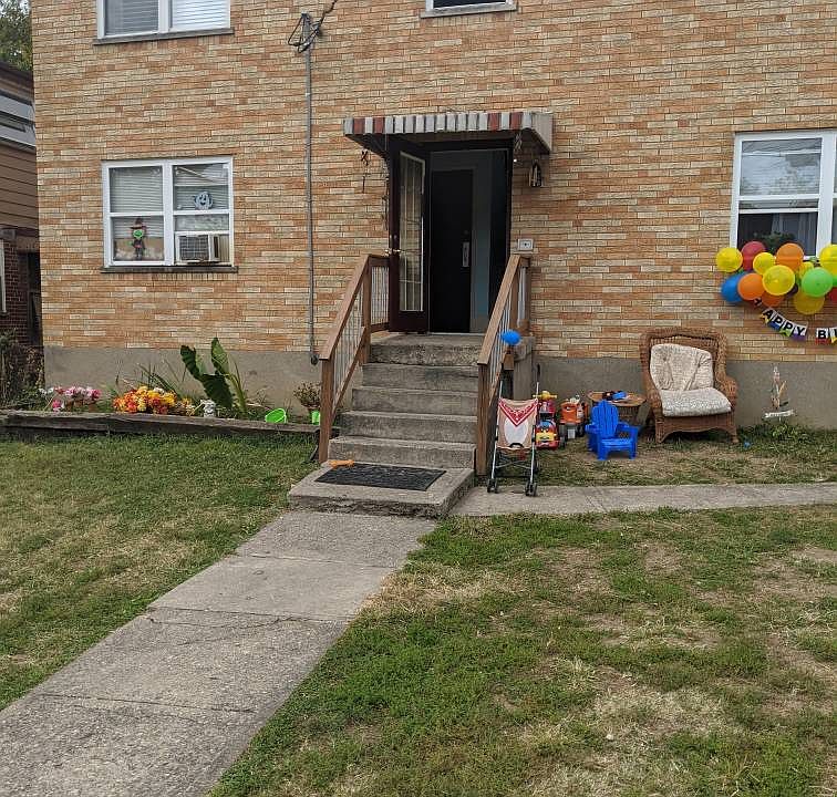 1st image of 1011 Winfield Ave APT 3