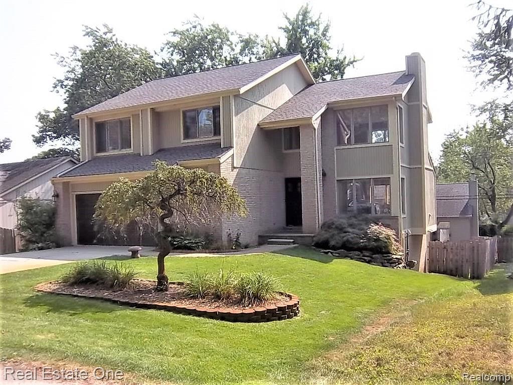 6777 Grassland Ave, West Bloomfield, MI 48324 Zillow