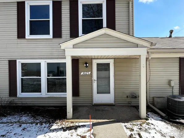3025 Maplewood Ct, Lake Orion, MI 48360