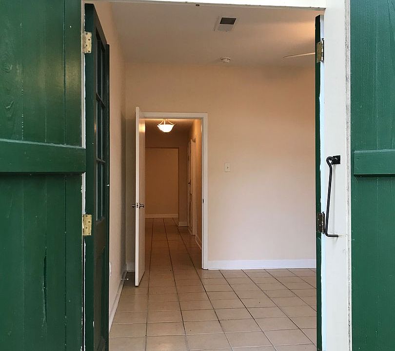 1st image of 1400 Governor Nicholls St #3