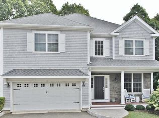 6 Blue Mountain Ct, Norwalk, CT 06851