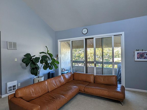 4th image of 1456 San Carlos Ave APT 302
