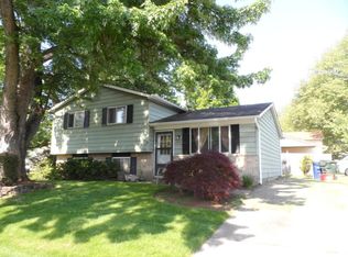 4605 Stonehedge Rd, Columbus, OH 43231