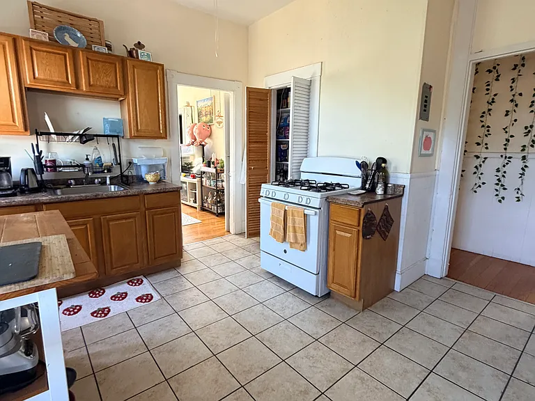 270 Norfolk St #7 — Photo 11