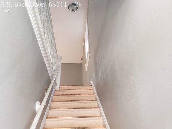 2nd image of 5425 S Broadway #63111-2F