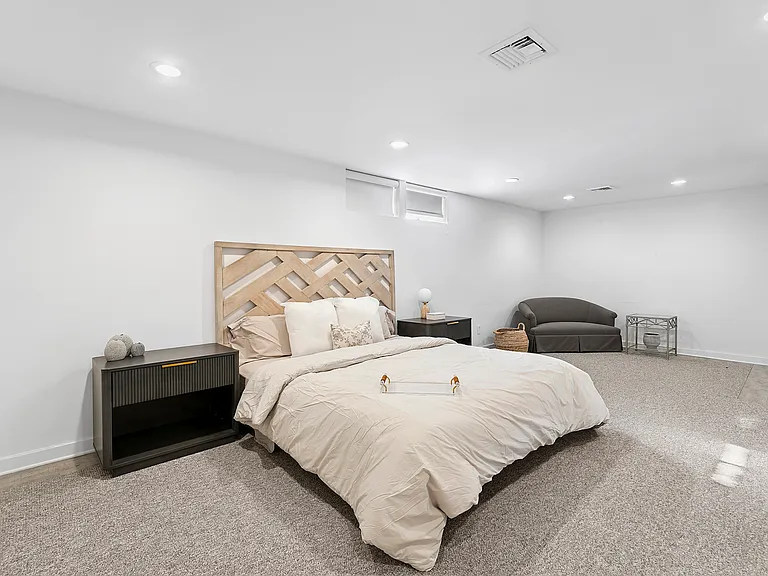 42 Broidy Ln — Photo 18
