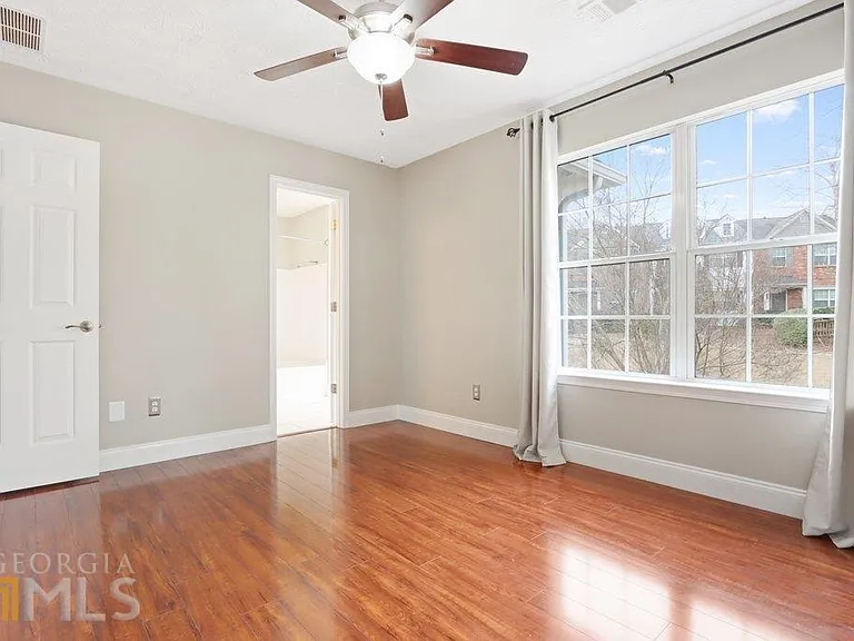 512 Blossom Way — Photo 28