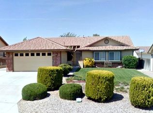 13430 Elm St, Hesperia, CA 92344