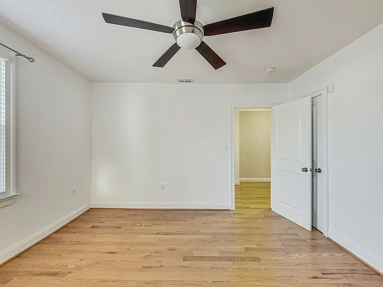 5415 Illinois Ave NW — Photo 18