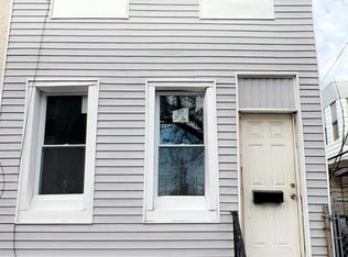 1211 W Firth St, Philadelphia, PA