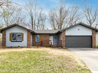 808 W Sunset St, Springfield, MO 65807