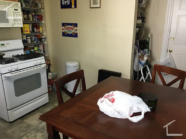 62 Brock St #3 — Photo 12