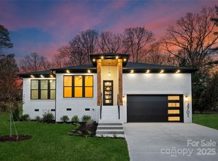 3701 Carmel Forest Dr, Charlotte, NC 28226