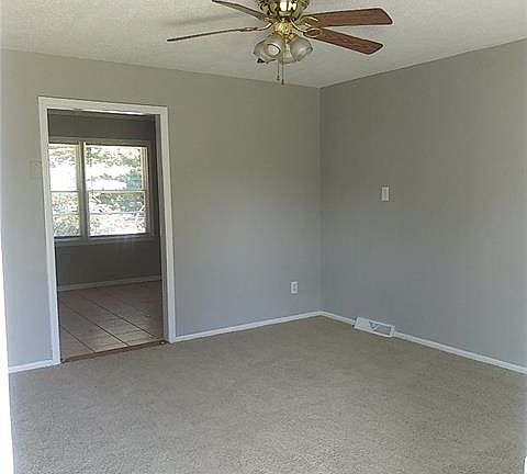 5th image of 805 Echodale Dr