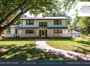 2202 Browning Ave, Manhattan, KS 66502