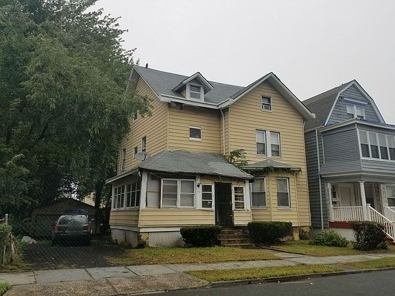 3rd image of 112 Norman St