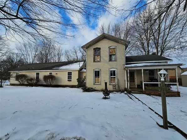 7774 Maple St, Fairview, PA 16415