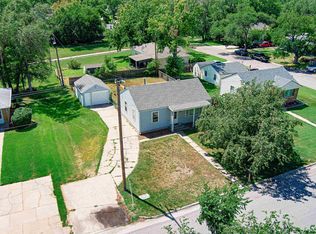 1204 Quincy St, Salina, KS 67401