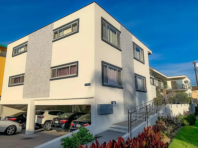 524 E Palm Ave #4 — Photo 1