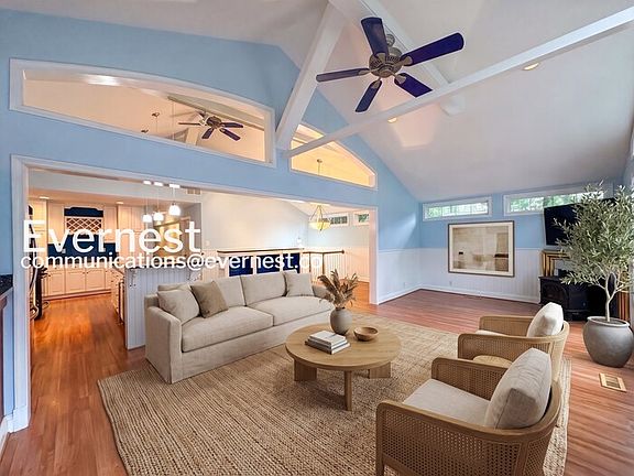 3rd image of 109 Chesapeake Bay Dr
