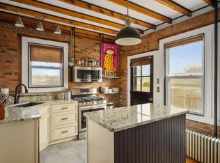 209 3rd St, Newport, RI 02840