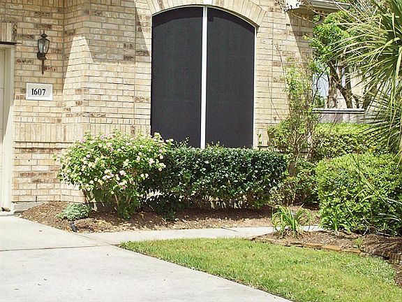 2nd image of 1607 N Lago Vista Ct
