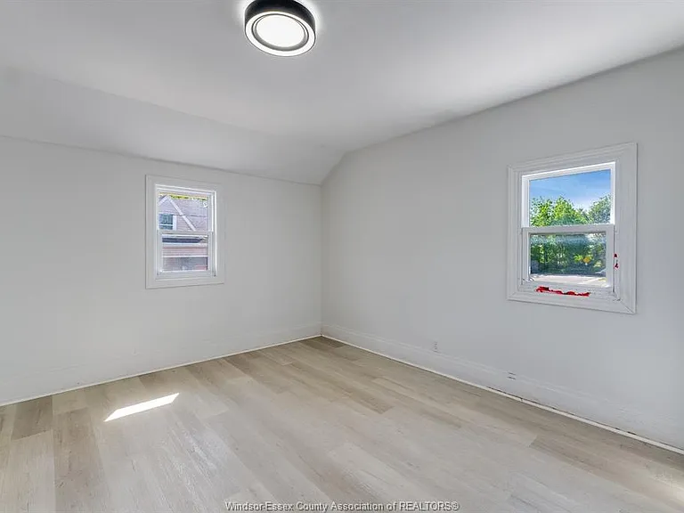 8 Payne St — Photo 11