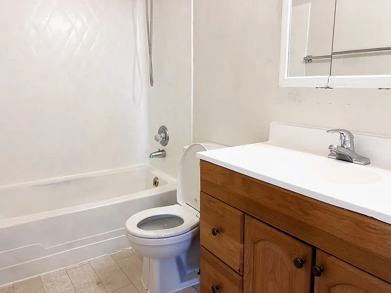 1011 W 76th Ave — Photo 21