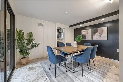 3 bed, 1350 sqft, $2,850 — Photo 3