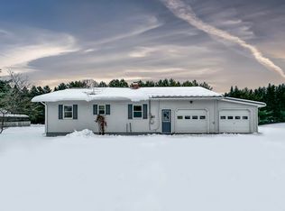 25 Fords Ln, Mapleton, ME 04757