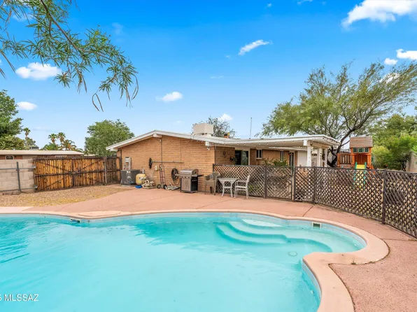 7595 N Rasmussen Ave, Tucson, AZ 85741