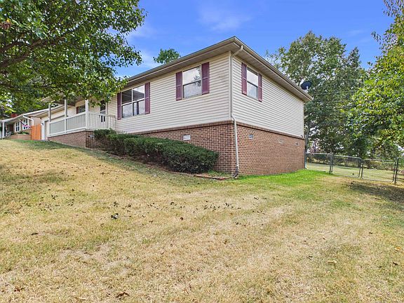 3rd image of 3332 Partipilo St