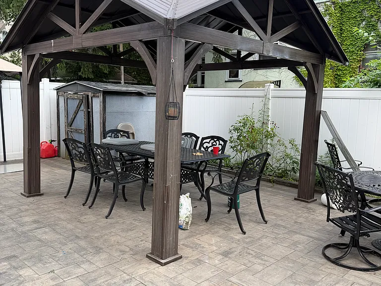 479 Union Ave #1 — Photo 8