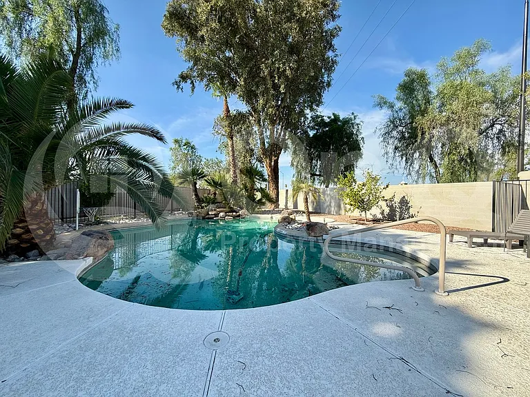 401 S Tiago Dr — Photo 27