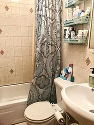 Rented by Apple Exclusive Realty Inc