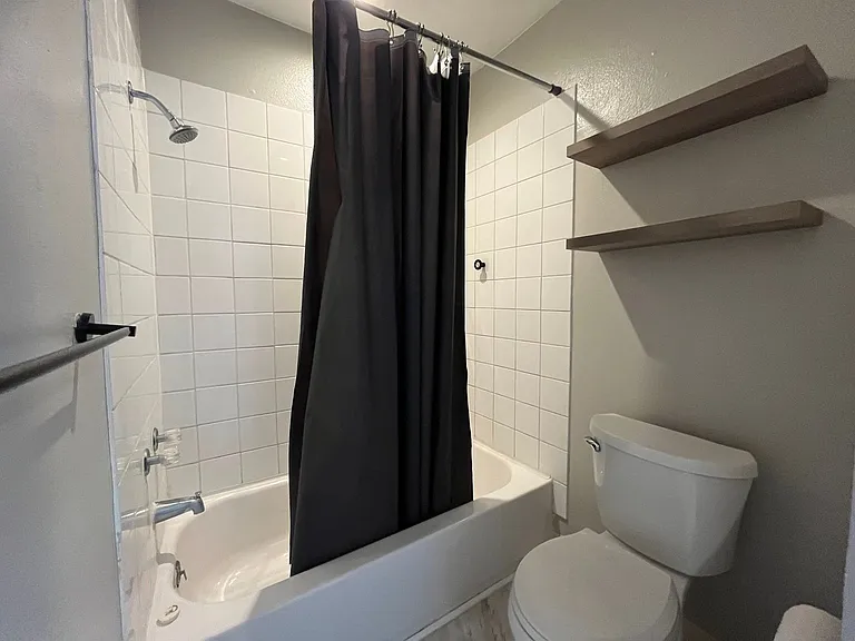 516 N Bliss St — Photo 4