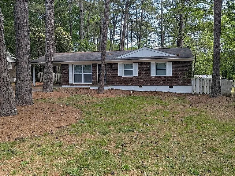 4308 Sheppard Dr — Photo 1