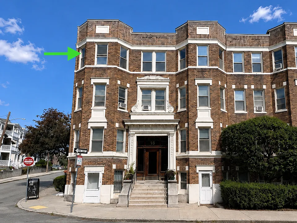 15 Colborne Rd #18