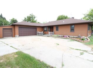 1538 Sheyenne St, West Fargo, ND 58078