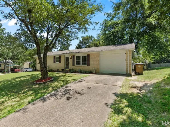 405 McKenna Dr, Cape Girardeau, MO 63701