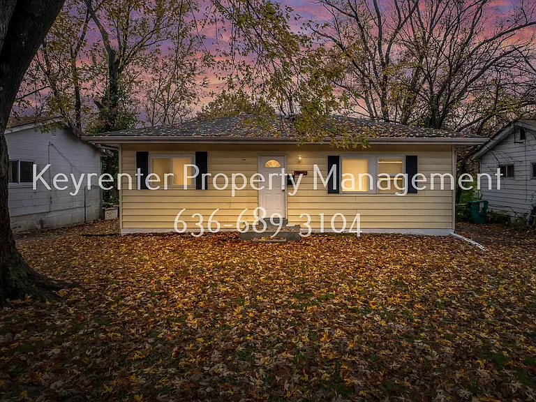 10521 Duke Dr — Photo 1