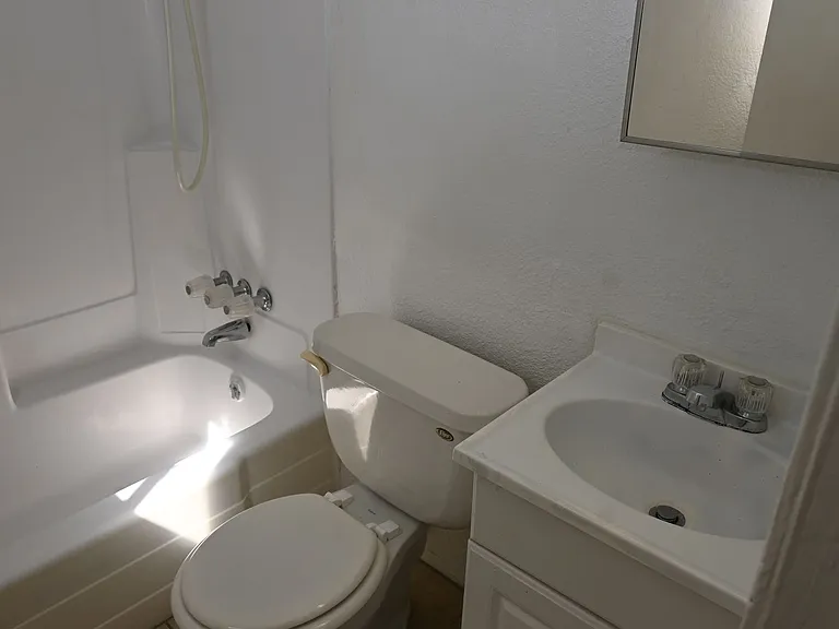3021 E Carey Ave #4 — Photo 8