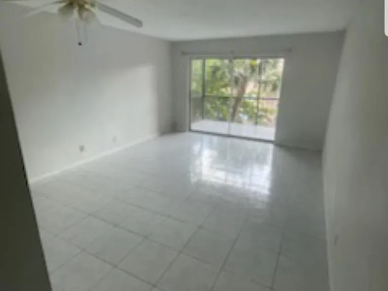 660 Tennis Club Dr #303 — Photo 28