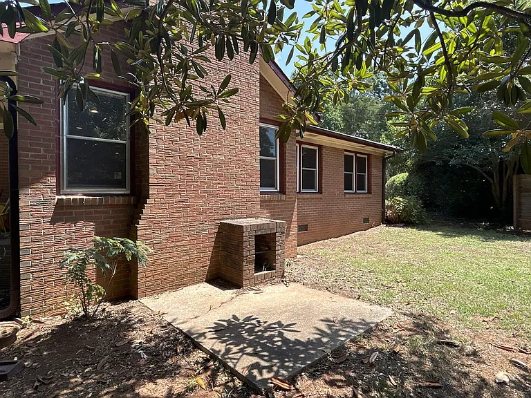 5933 Crestwood Dr — Photo 19