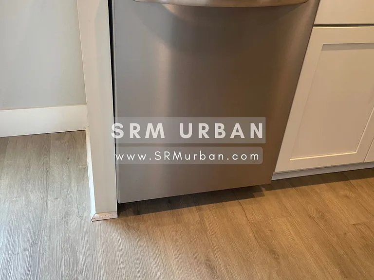 4146 Swift Ave #9 — Photo 5