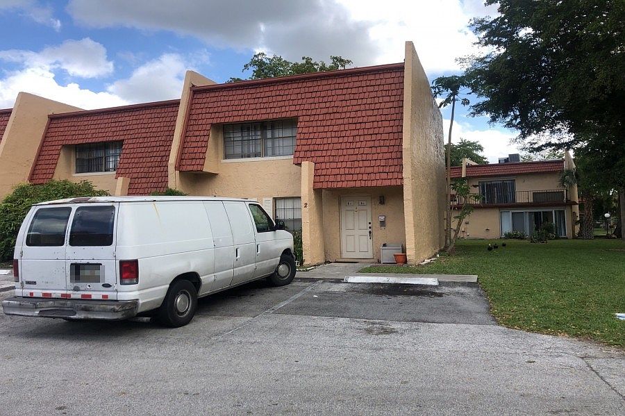 2nd image of 2 Ann Lee Ln