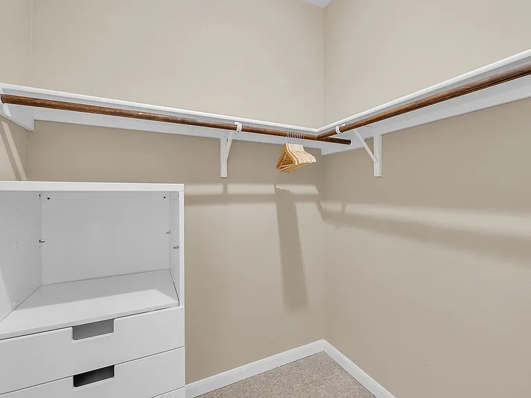 520 S Meadowlark St #B — Photo 16