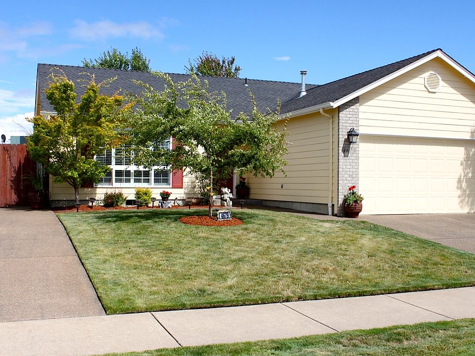 2nd image of 4679 Falcon St SW